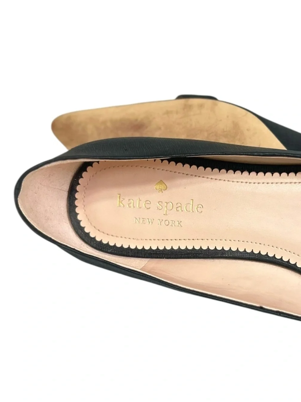 Kate Spade Deneuve Flats Women’s 10B Black Pointed Toe Leather Travel Ballet